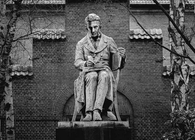 Estatua Kierkegaard